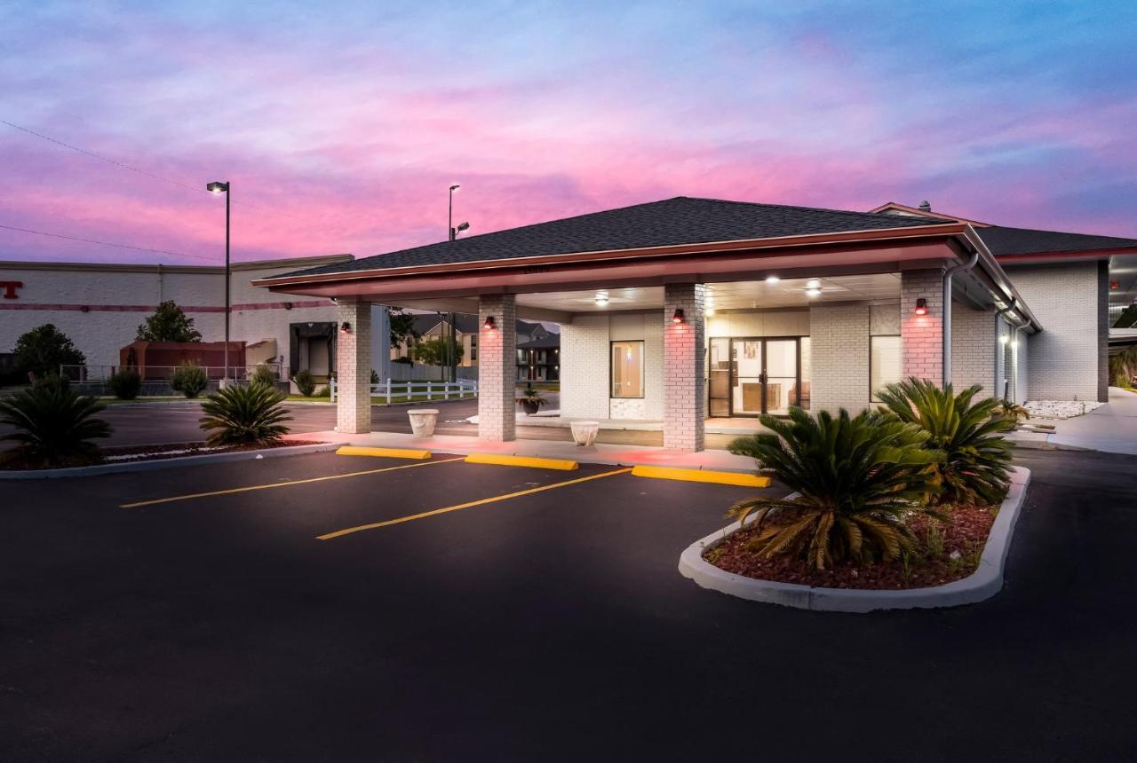 Red Roof Inn & Suites 토마스빌 외부 사진