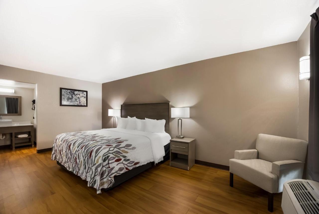 Red Roof Inn & Suites 토마스빌 외부 사진
